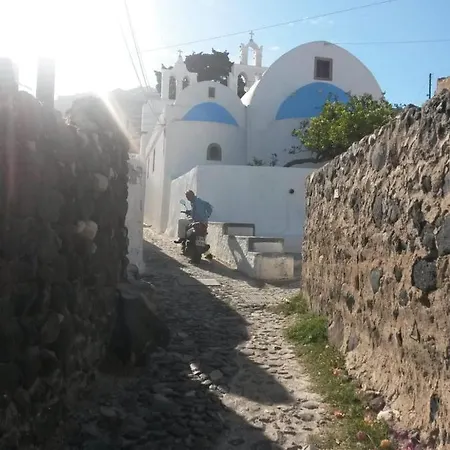 Mythos Traditional Stonehouse Kamári