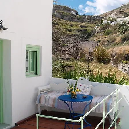 Mythos Traditional Stonehouse *