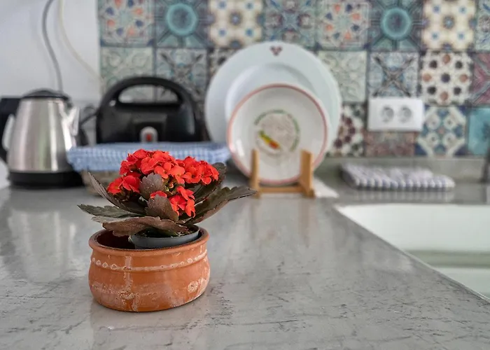 Mythos Traditional Stonehouse Kamári