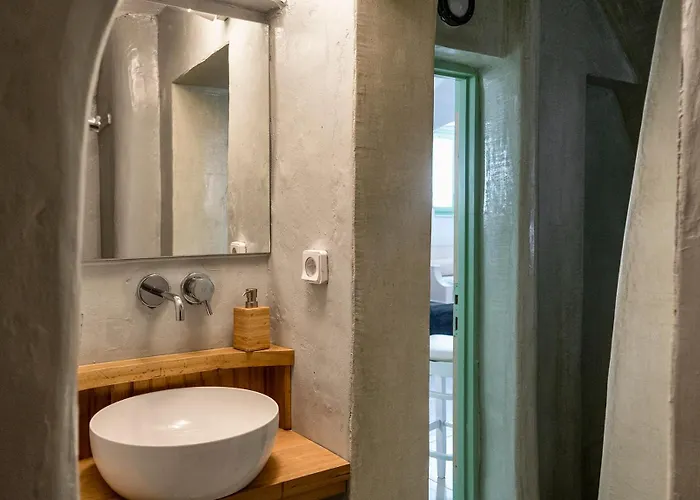 Mythos Traditional Stonehouse