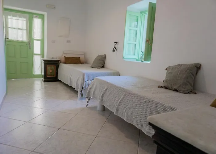 Mythos Traditional Stonehouse Apartamento