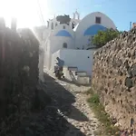 Mythos Traditional Stonehouse Kamári