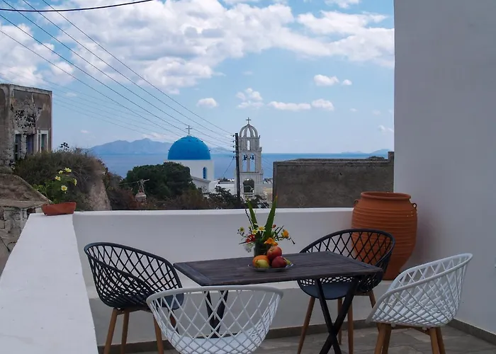 Mythos Traditional Stonehouse Apartment *