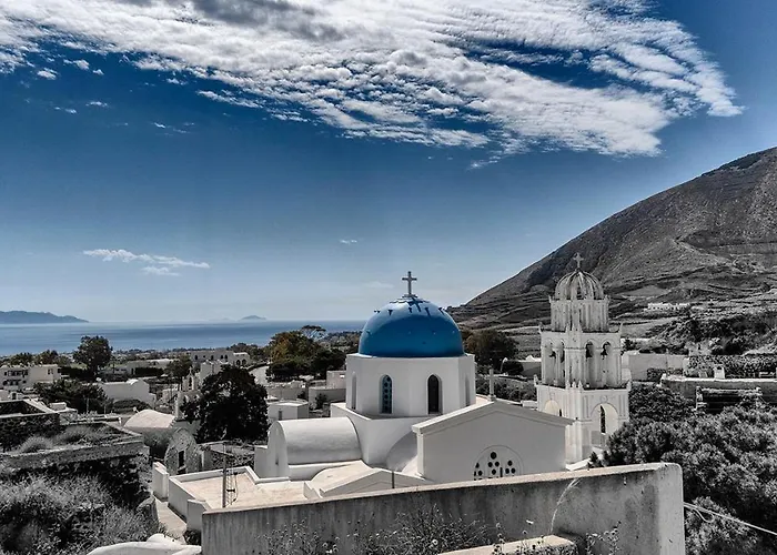 Mythos Traditional Stonehouse Kamari (Santorini)