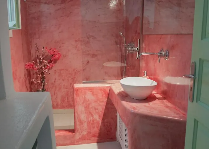 Mythos Traditional Stonehouse Kamari (Santorini)